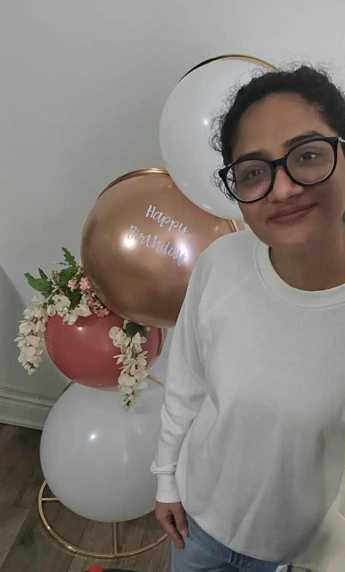 Balloon bouquet delivery in Brampton