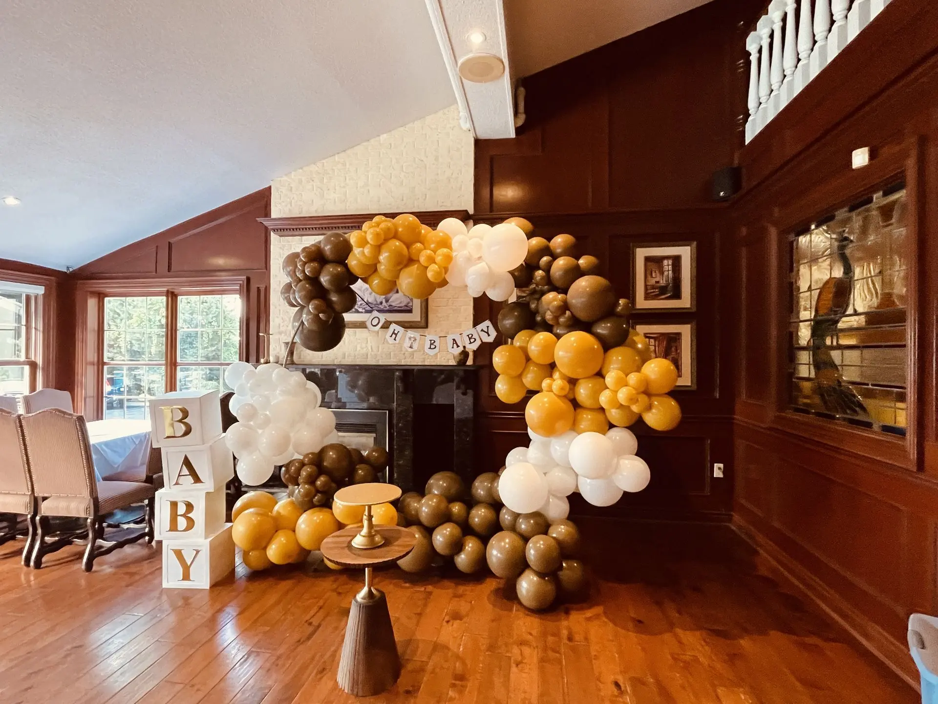 Balloon decor setup for corporate events in Brampton 